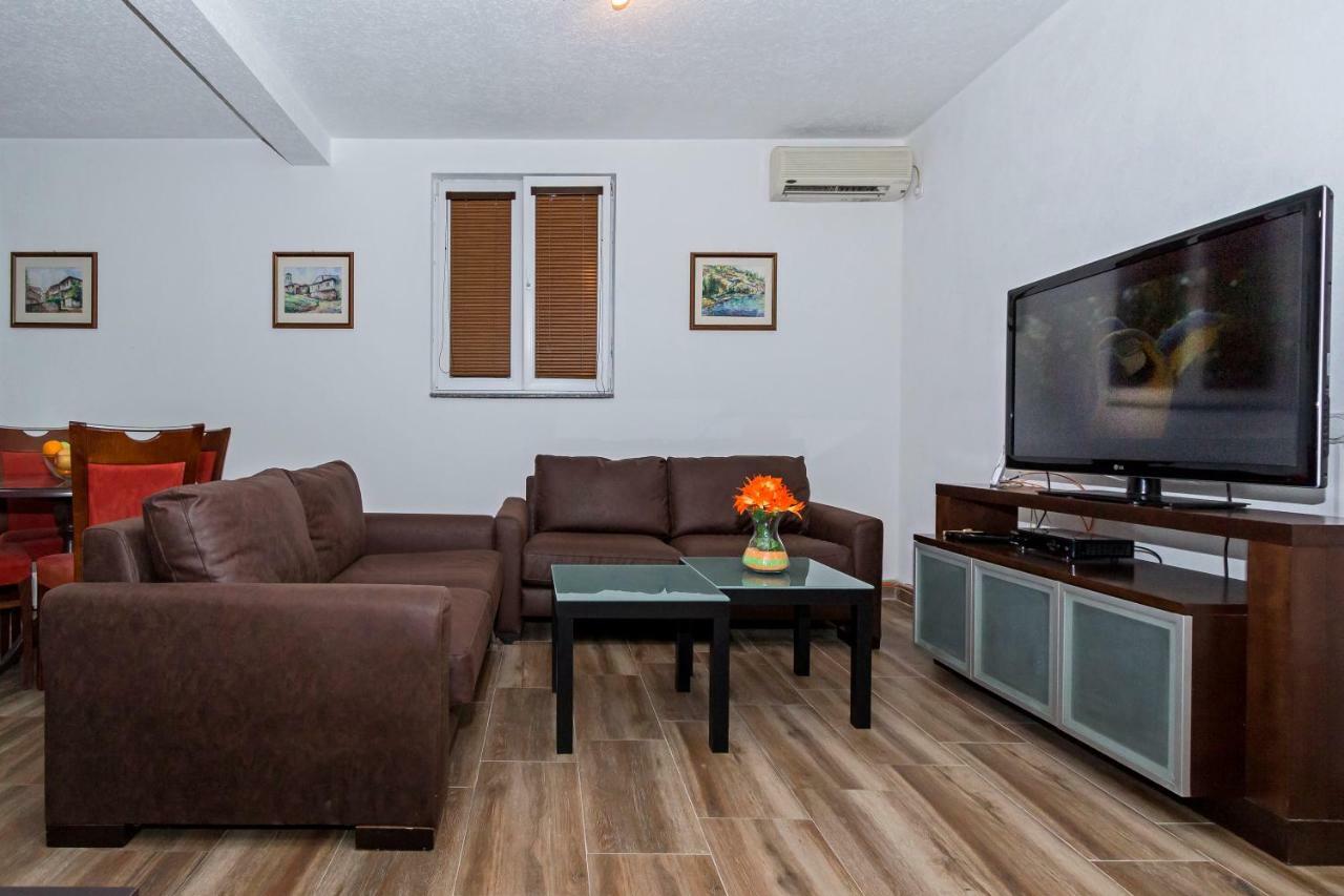 Upper Gate Apartments 奥赫里德 外观 照片