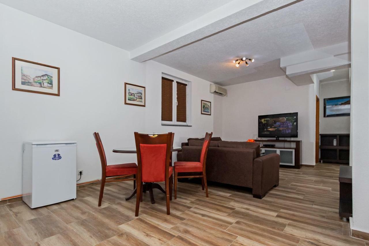 Upper Gate Apartments 奥赫里德 外观 照片